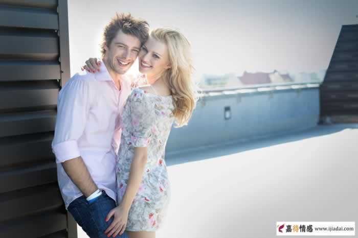 爱你的女人和玩你的女人有什么区别｜三个细节看透真心(图2)