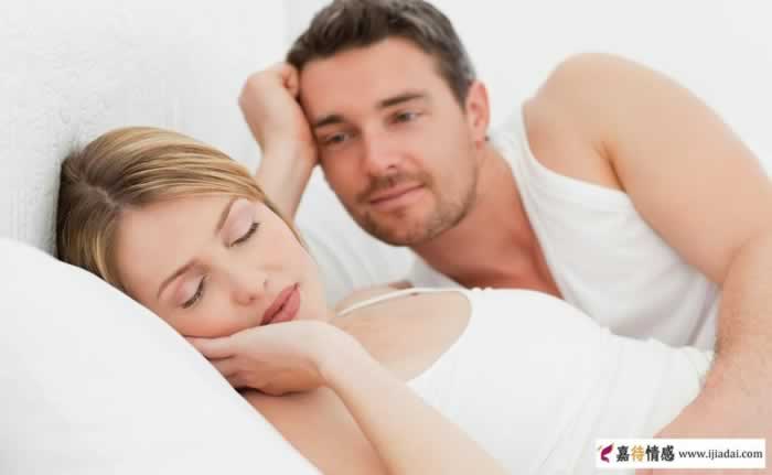 婚外情结束男人会伤心吗？男人舍不得哪种情人的真相解析(图3)