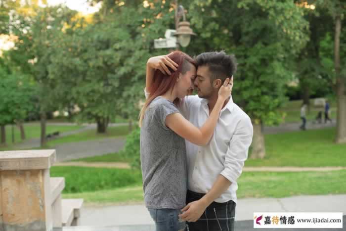 男人出轨后最怕的四件事：并非妻子知道｜婚外情真相(图2)