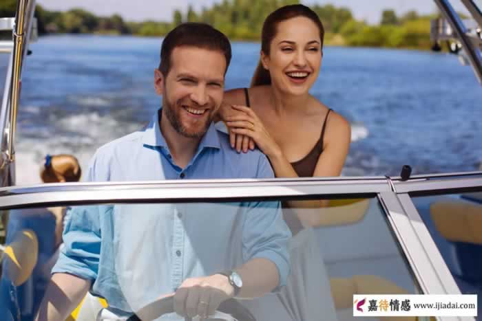 感情里中年男人频繁说这几句情话，说明你已离不开他｜情感解析(图3)