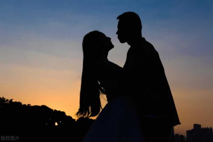 强势作到分手后，如何挽回喜欢的男生｜实用指南(图3)