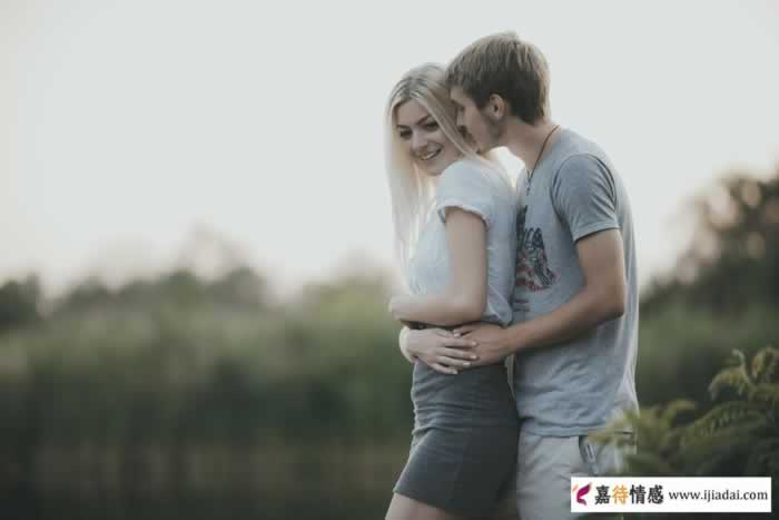 45岁离婚男人的悔悟：女人心凉了就再也捂不热了｜婚姻反思(图1)