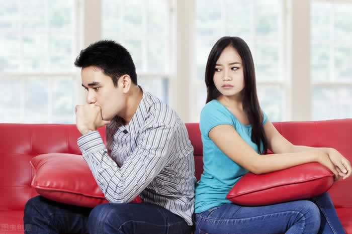挽回男朋友的常见误区及实用指南：分手后千万别踩这些坑(图3)