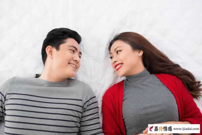 中年后的男女谁更依赖另一半？(图4)