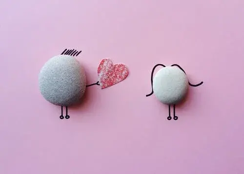 想前男友了该不该告诉他？该不该告诉前男友你对他还有感情？(图2)