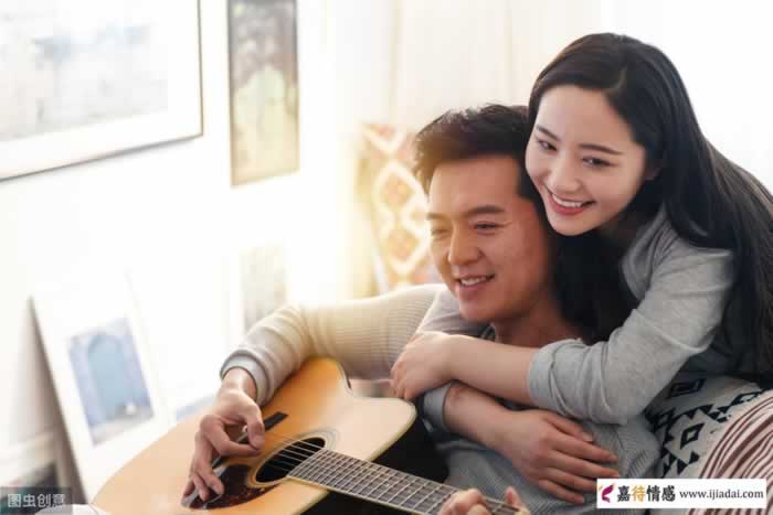 作为情场老手的女人多数都有这三个隐藏特征，男人你还看不清吗？(图2)