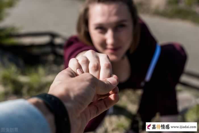 这些男人总是喜欢自打嘴脸？(图3)