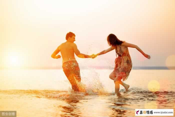 想要“搞定”一个女人，多说情话是没有用的，要做好这些事(图1)