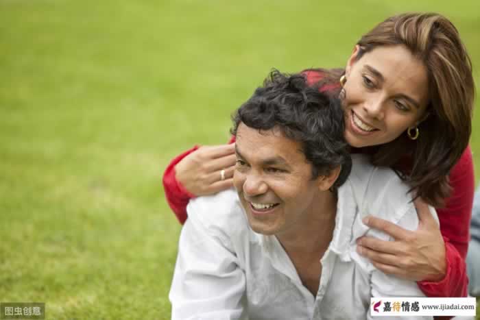 男人做三件不起眼小事，女人会深深为你着迷(图3)