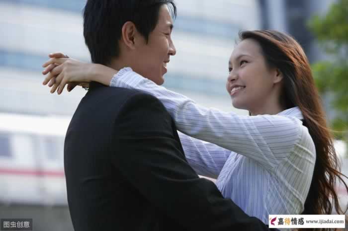 中年人之间的暧昧，应该就是从这些小事开始的(图2)