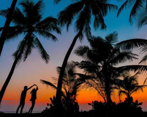 男人真心爱一个女人，藏不住的几个表现，准错不了(图1)