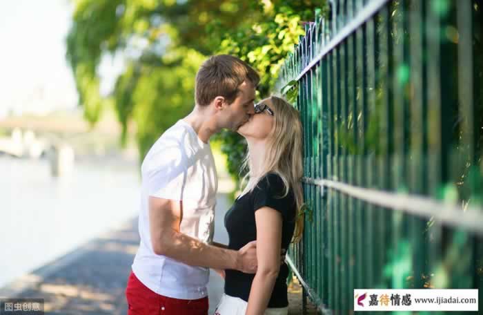 感情中，想要男人更爱你，女人就一定要主动告诉男人这几件事(图4)