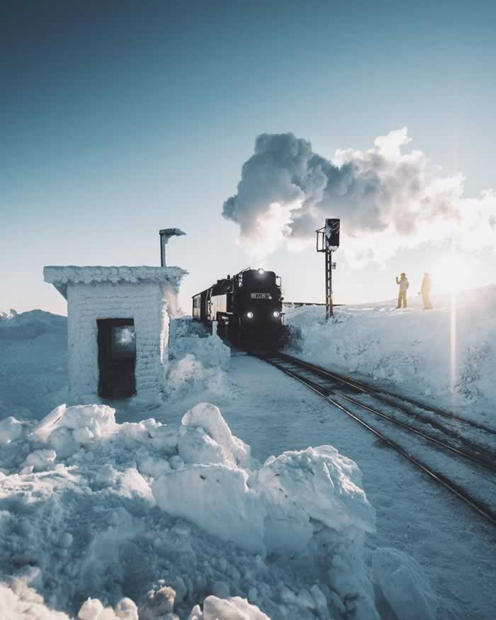 在一起三年半，男友和前女友复合了？挽回爱情时他对我态度很差！(图1)