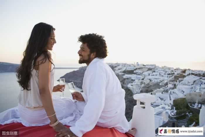 男人这几种沉默代表爱你，心里越喜欢表面越冷淡(图3)