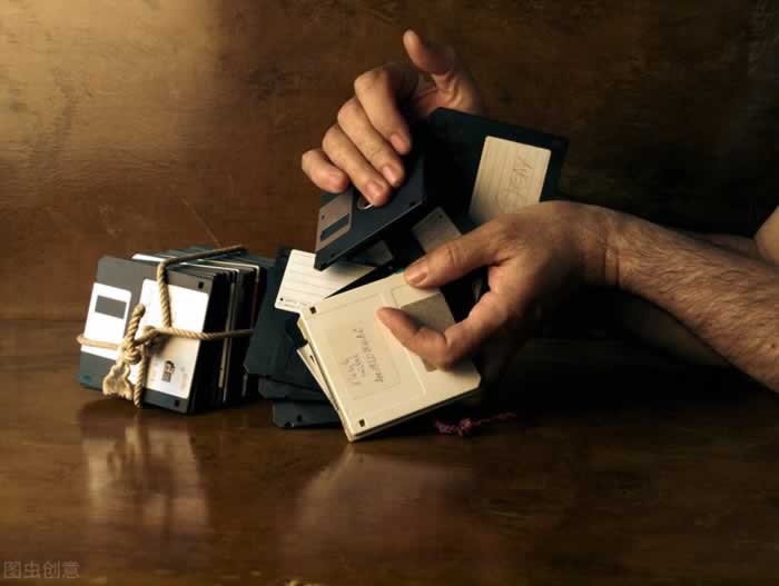 分手后男人有什么感受？男人想要什么样女生，会对什么女人着迷？(图1)