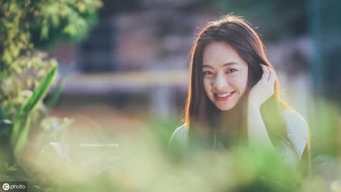 女人对你动真情了，才会和你开这类“玩笑”，骗不了人(图1)