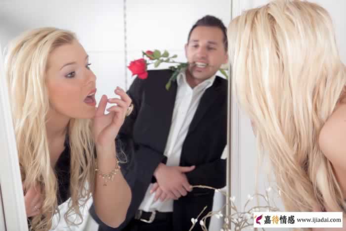 男人过了四十岁，做好这三件事情，二婚也有女人抢着嫁(图1)