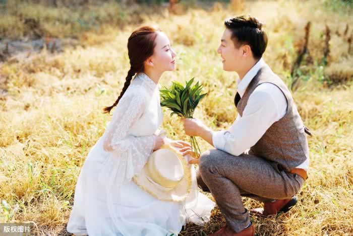 男人不愿做家务怎么办？学用这四个小技巧，让他主动做家务(图1)