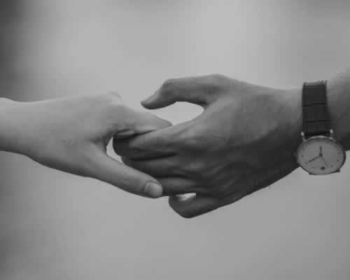 这样攻心，让他忍不住主动挽回你(图1)