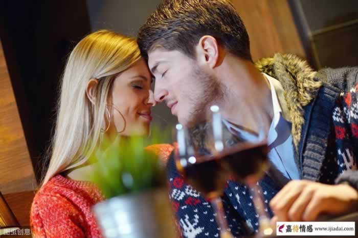 女人要是对你有意思，会你有几种表现，男人别傻傻不明白(图2)