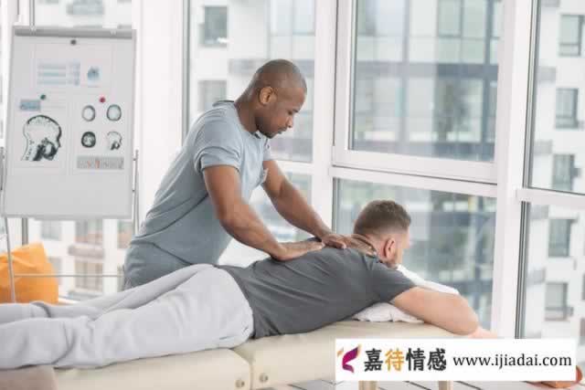 出轨男人犹豫期，女人最容易陷入的三大困境(图1)