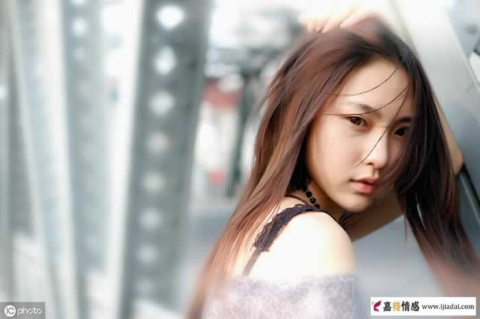 出轨里错的是TA,输的人是你(图2)