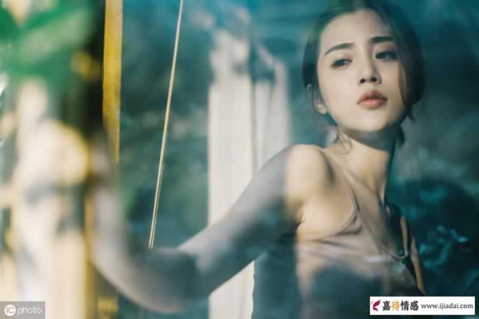 看了董璇的采访，终于理解她为什么原谅老公出轨了？(图4)